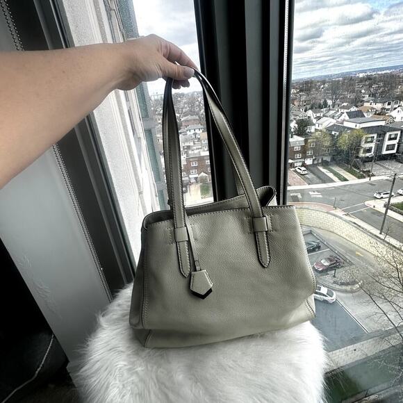 Botkier Ivory Chevron Calf-Hair Tote Bag Quiet Luxury Textured Leather Work NWOT - Picture 10 of 14